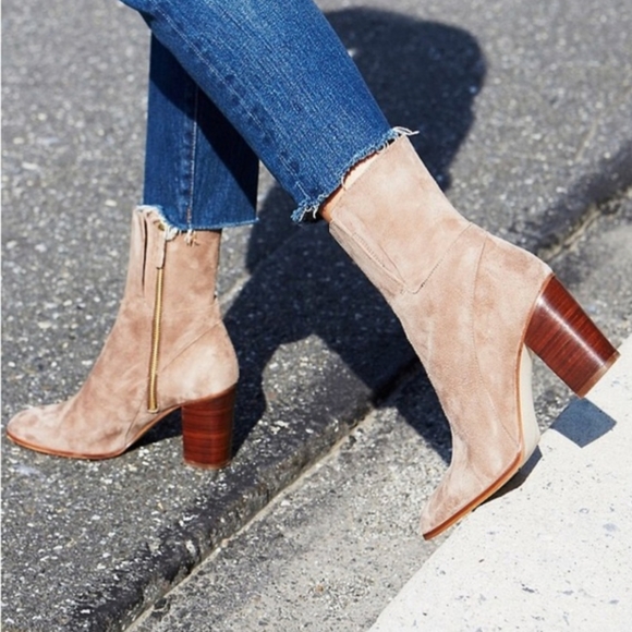 FREE PEOPLE Tan Suede Block Heel Boots - Picture 1 of 14